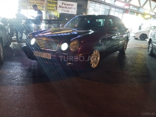 Mercedes E 250 1996, 123,456 km - 2.5 l - Bakı