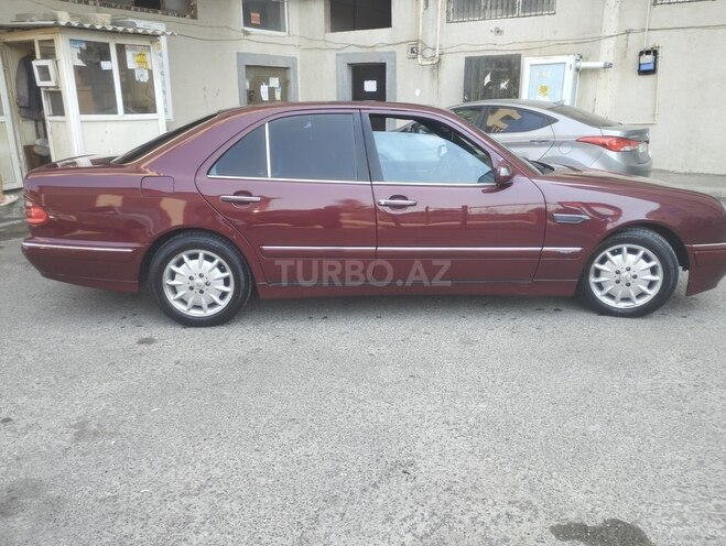 Mercedes E 250 1996, 123,456 km - 2.5 l - Bakı