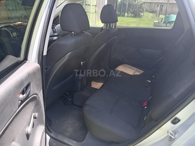 Hyundai i30 2010, 276,000 km - 1.4 l - Lənkəran