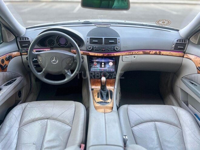 Mercedes E 320 2003, 260,000 km - 3.2 l - Bakı