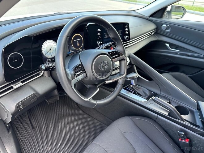 Hyundai Elantra 2024, 39,000 km - 2.0 л - Bakı