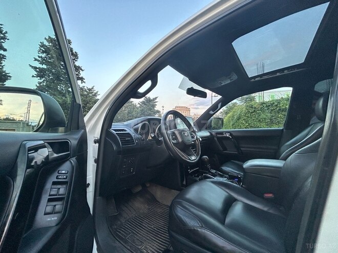 Toyota Land Cruiser Prado 2012, 141,537 km - 2.7 l - Bakı