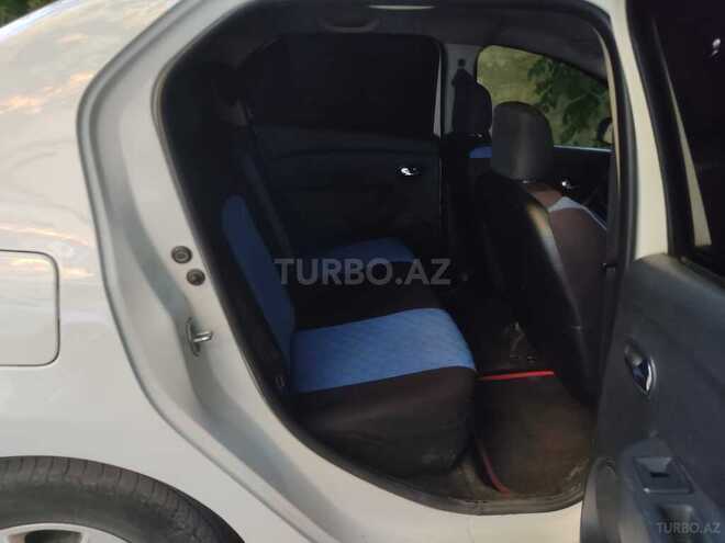 Renault Logan 2014, 243,713 km - 1.6 l - Bakı