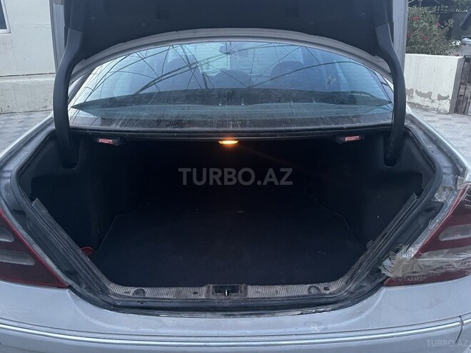 Mercedes C 240 2001, 346,524 km - 2.6 л - Bakı