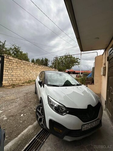 Renault Kaptur 2017, 75,000 km - 2.0 l - Quba