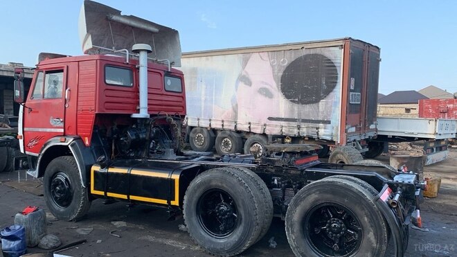 KamAz 5410 1987, 352,585 km - 11.0 l - Sumqayıt