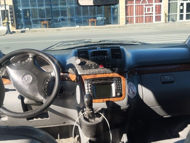Mercedes Viano 2003, 425,000 km - 2.2 л - Bakı