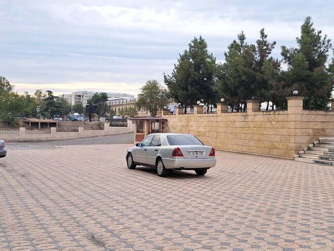 Mercedes C 180 1996, 354,338 km - 1.8 л - Gəncə