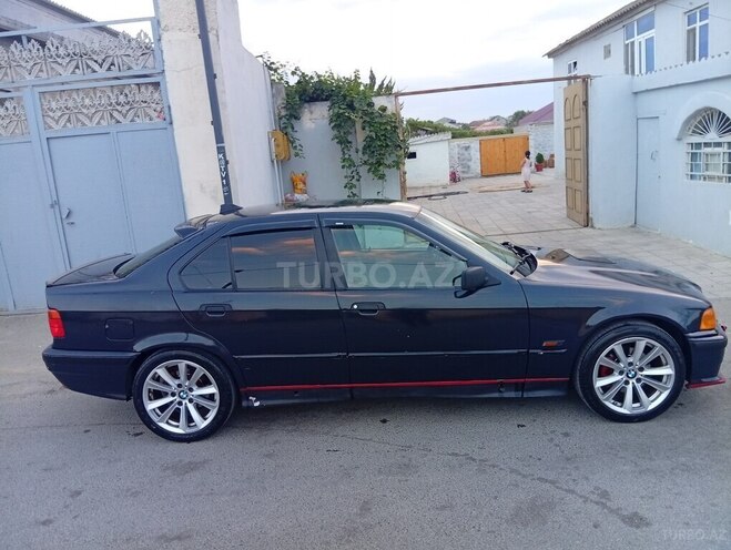 BMW 325 1996, 345,000 km - 2.5 л - Sumqayıt