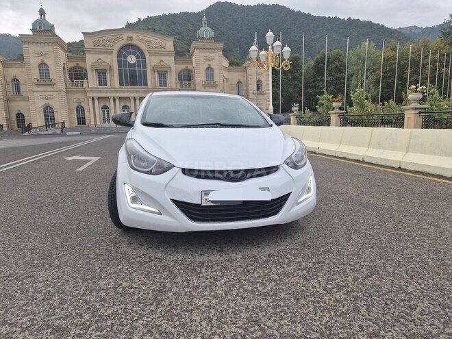 Hyundai Elantra 2015, 219,000 km - 1.8 l - Qəbələ