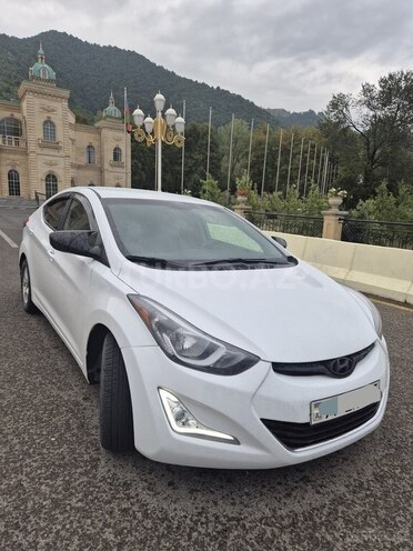 Hyundai Elantra 2015, 219,000 km - 1.8 l - Qəbələ