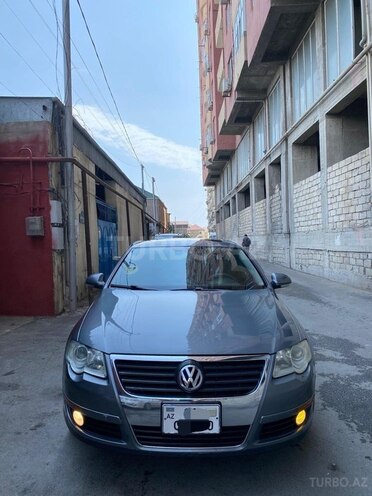 Volkswagen Passat 2005, 310,000 km - 2.0 l - Bakı