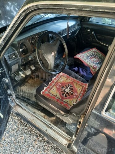 GAZ 24 1979, 45,000 km - 2.5 l - Gəncə