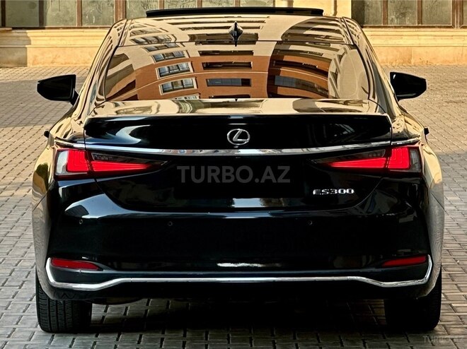 Lexus ES 300h 2022, 40,000 km - 2.5 l - Bakı