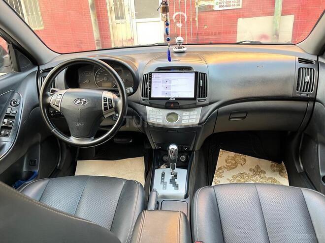 Hyundai Elantra 2010, 186,000 km - 2.0 l - Bakı