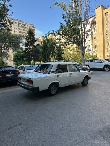 LADA (VAZ) 2107 2009, 204,000 km - 1.6 л - Bakı
