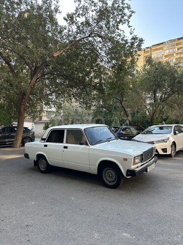 LADA (VAZ) 2107 2009, 204,000 km - 1.6 л - Bakı