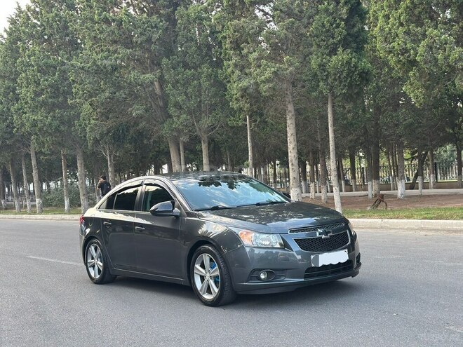 Chevrolet Cruze 2013, 286,000 km - 1.4 l - Sumqayıt