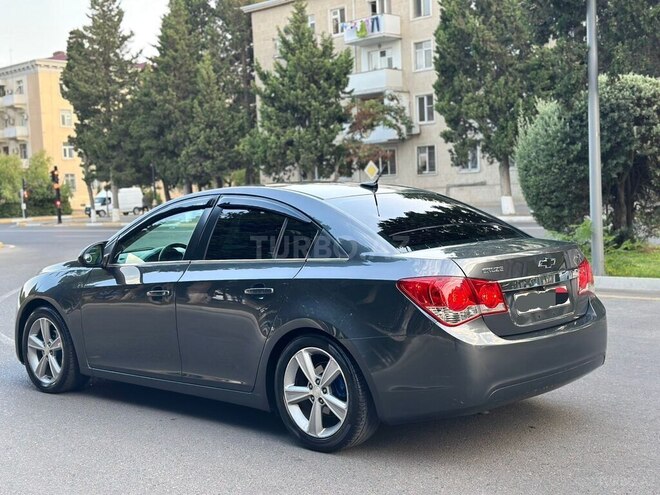 Chevrolet Cruze 2013, 286,000 km - 1.4 l - Sumqayıt