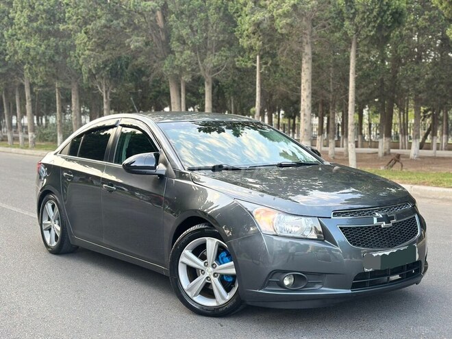 Chevrolet Cruze 2013, 286,000 km - 1.4 l - Sumqayıt
