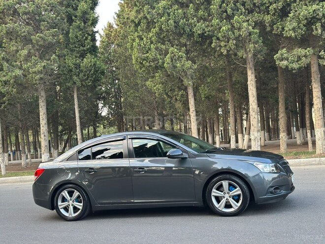 Chevrolet Cruze 2013, 286,000 km - 1.4 l - Sumqayıt
