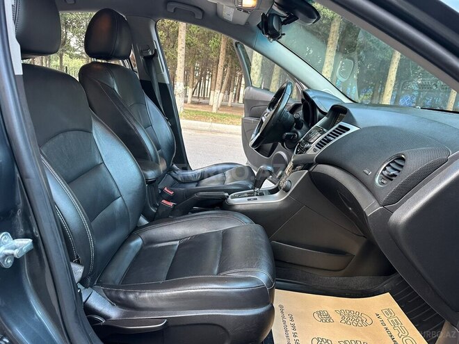 Chevrolet Cruze 2013, 286,000 km - 1.4 l - Sumqayıt