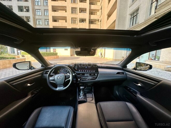 Lexus ES 300h 2022, 40,000 km - 2.5 l - Bakı