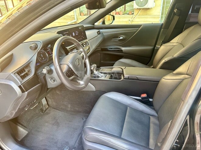 Lexus ES 300h 2022, 40,000 km - 2.5 l - Bakı