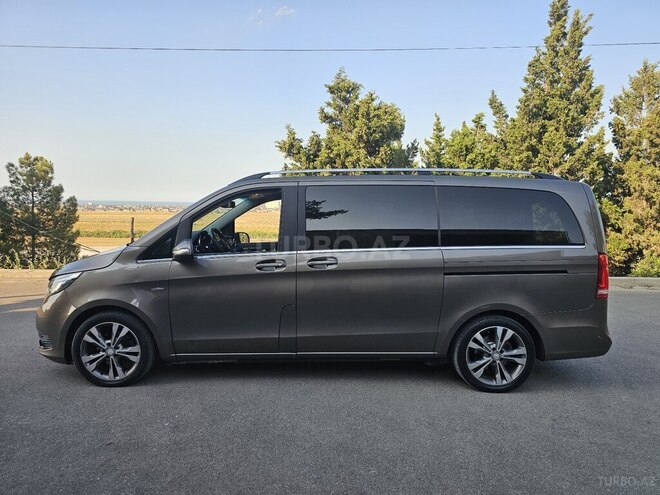 Mercedes V 220 2014, 30,891 km - 2.1 l - Bakı