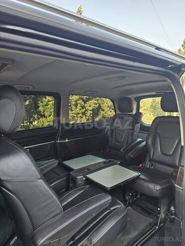 Mercedes V 220 2014, 30,891 km - 2.1 l - Bakı