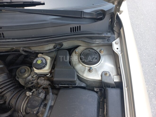 Toyota Corolla 2005, 300,600 km - 1.4 l - Bakı
