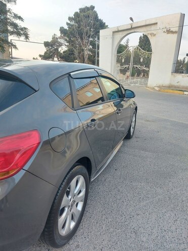 Opel Astra 2011, 225,000 km - 1.4 l - Bakı
