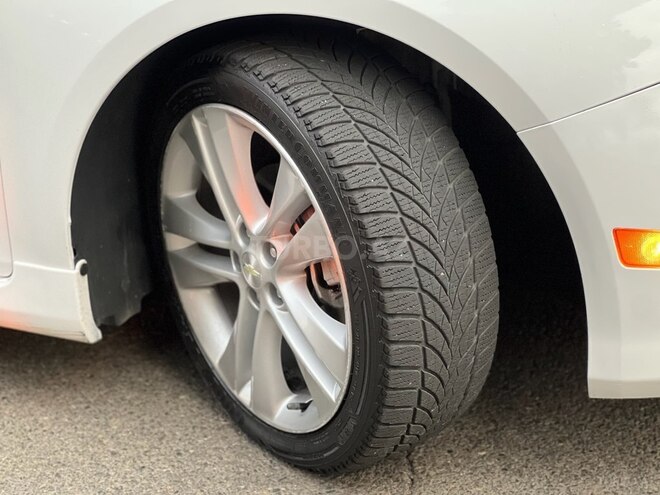 Chevrolet Cruze 2015, 165,000 km - 1.4 l - Gəncə