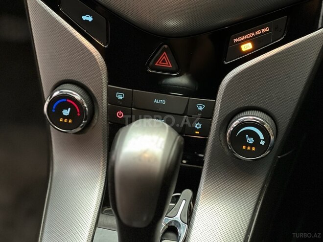 Chevrolet Cruze 2015, 165,000 km - 1.4 l - Gəncə