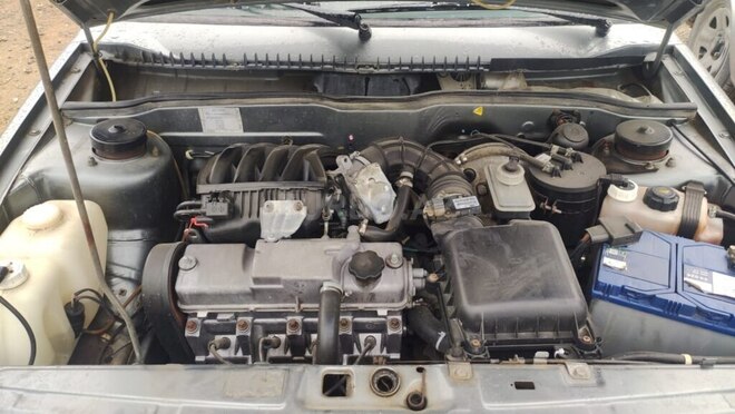 LADA (VAZ) 2115 2012, 300,000 km - 1.6 l - Salyan