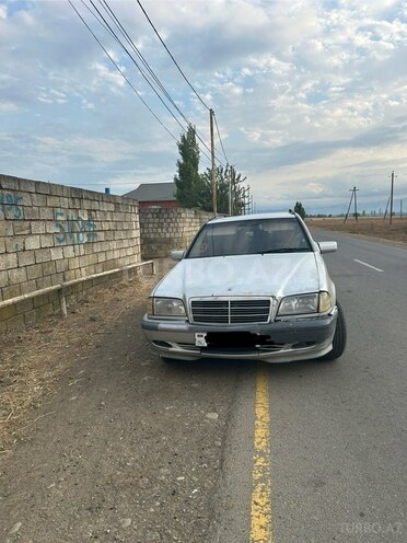 Mercedes C 220 1999, 756,017 km - 2.2 l - Masallı