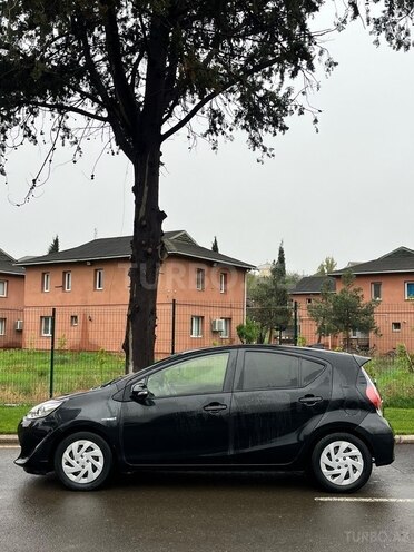 Toyota Aqua 2018, 158,000 km - 1.5 l - Gəncə