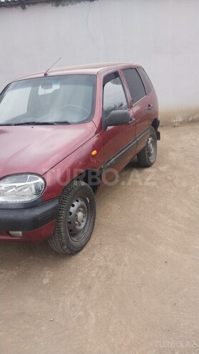 Chevrolet Niva 2005, 220,000 km - 1.7 l - Yardımlı