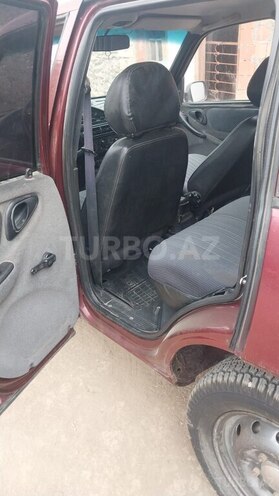 Chevrolet Niva 2005, 220,000 km - 1.7 l - Yardımlı