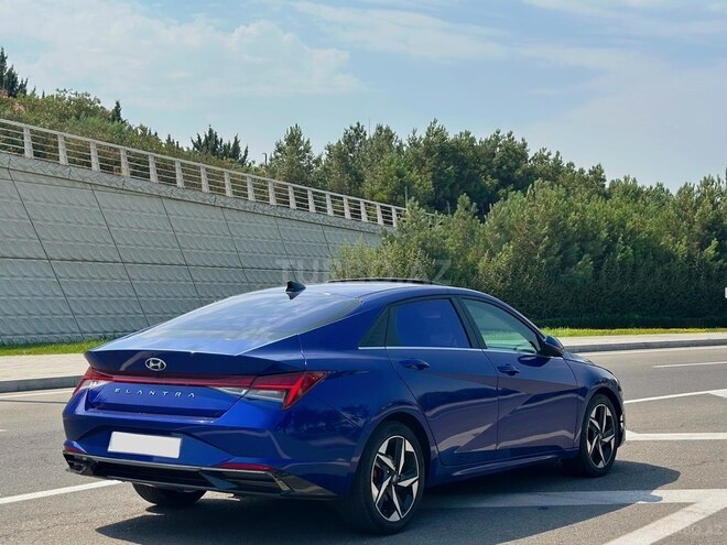 Hyundai Elantra 2022, 25,000 km - 2.0 l - Bakı