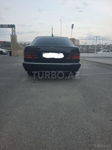 Mercedes E 220 2000, 222,222 km - 2.2 l - Bakı