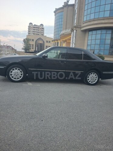 Mercedes E 220 2000, 222,222 km - 2.2 l - Bakı