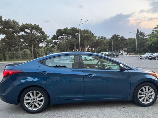 Hyundai Elantra 2015, 131,162 km - 1.8 l - Bakı