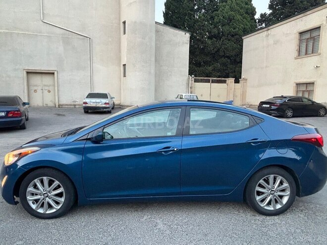 Hyundai Elantra 2015, 131,162 km - 1.8 l - Bakı