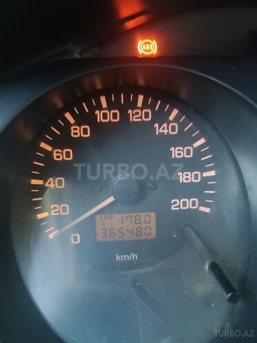 Mitsubishi Pajero 2004, 365,480 km - 2.8 л - Bakı