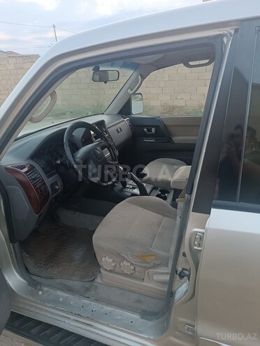 Mitsubishi Pajero 2004, 365,480 km - 2.8 л - Bakı