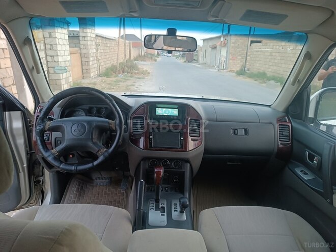 Mitsubishi Pajero 2004, 365,480 km - 2.8 л - Bakı