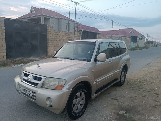 Mitsubishi Pajero 2004, 365,480 km - 2.8 л - Bakı