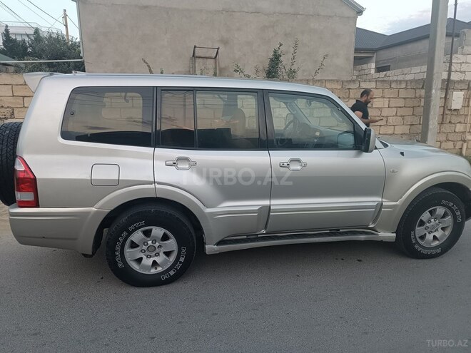 Mitsubishi Pajero 2004, 365,480 km - 2.8 л - Bakı