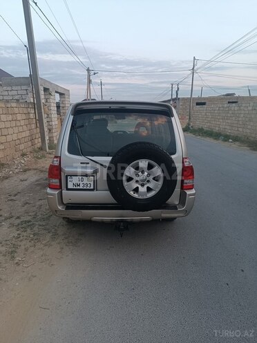 Mitsubishi Pajero 2004, 365,480 km - 2.8 л - Bakı